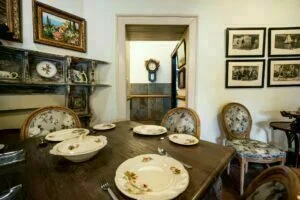 Dining Area 01