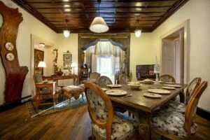 Dining Area 02